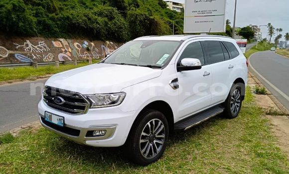 Comprar Novo Ford Everest Branco Carro em Maputo em Maputo Comprar Novo Ford Everest Branco Carro em Maputo em Maputo