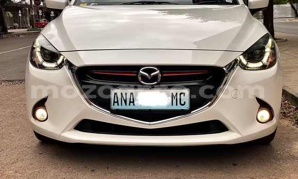 Comprar Novo Mazda Demio Branco Carro em Maputo em Maputo Comprar Novo Mazda Demio Branco Carro em Maputo em Maputo
