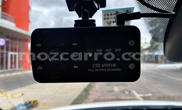 Comprar Novo Mazda Demio Branco Carro em Maputo em Maputo Comprar Novo Mazda Demio Branco Carro em Maputo em Maputo