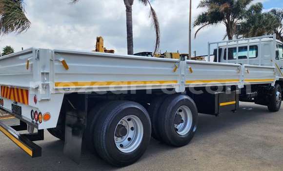 Tenga Tsaru Nissan UD Chena Rori in Maputo in Maputo Tenga Tsaru Nissan UD Chena Rori in Maputo in Maputo