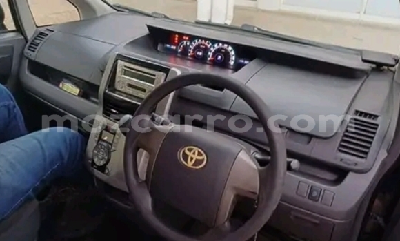 Nunua Ilio tumika Toyota Noah Nyeusi Gari ndani ya Maputo nchini Maputo Nunua Ilio tumika Toyota Noah Nyeusi Gari ndani ya Maputo nchini Maputo