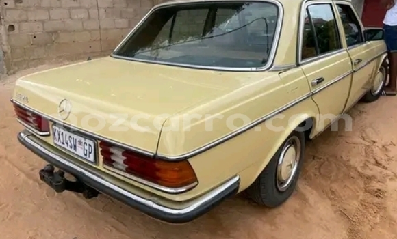 Buy Used Mercedes-Benz CLS250 Other Car in Maputo in Maputo Buy Used Mercedes-Benz CLS250 Other Car in Maputo in Maputo