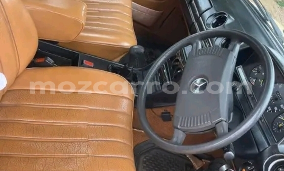 Buy Used Mercedes-Benz CLS250 Other Car in Maputo in Maputo Buy Used Mercedes-Benz CLS250 Other Car in Maputo in Maputo