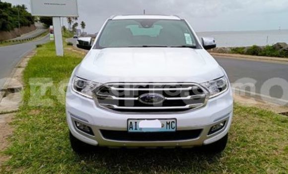 Buy Used Ford Everest White Car in Maputo in Maputo Buy Used Ford Everest White Car in Maputo in Maputo