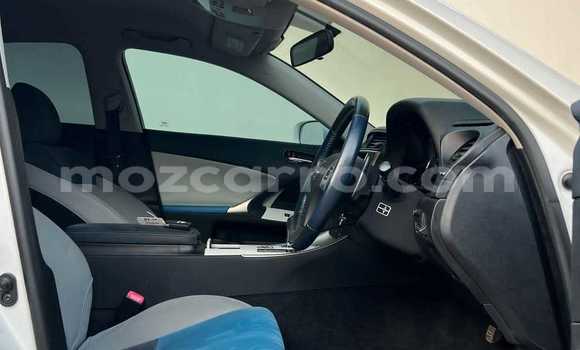 Tenga Tsaru Lexus IS Chena Mota in Maputo in Maputo Tenga Tsaru Lexus IS Chena Mota in Maputo in Maputo