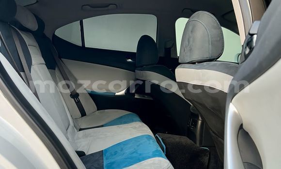 Tenga Tsaru Lexus IS Chena Mota in Maputo in Maputo Tenga Tsaru Lexus IS Chena Mota in Maputo in Maputo