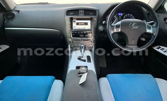 Tenga Tsaru Lexus IS Chena Mota in Maputo in Maputo Tenga Tsaru Lexus IS Chena Mota in Maputo in Maputo