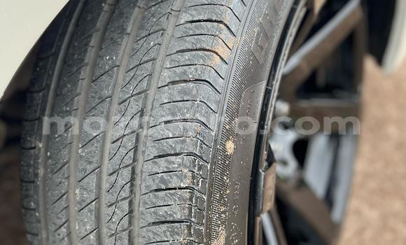 Tenga Tsaru Toyota Ractis Chena Mota in Maputo in Maputo Tenga Tsaru Toyota Ractis Chena Mota in Maputo in Maputo