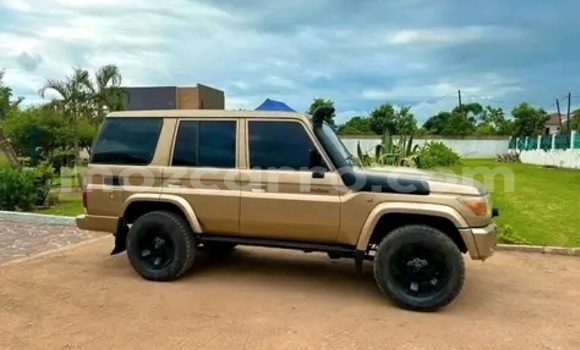 Tenga Tsaru Toyota Land Cruiser Zvimwe Mota in Maputo in Maputo Tenga Tsaru Toyota Land Cruiser Zvimwe Mota in Maputo in Maputo