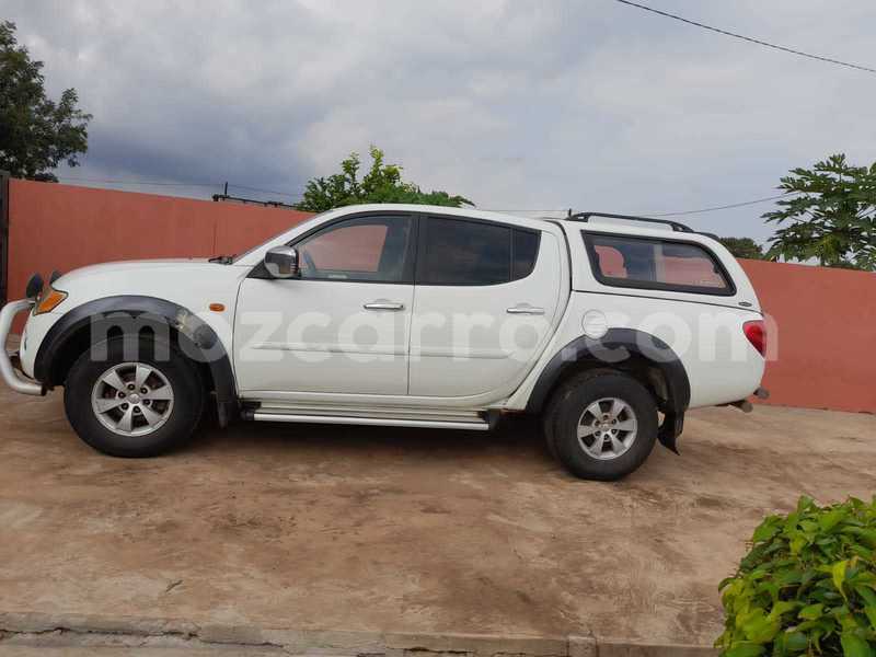 Big with watermark mitsubishi triton maputo maputo 21872