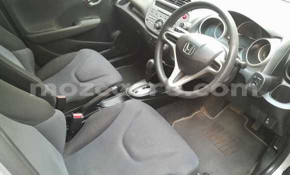 Buy Used Honda Fit Silver Car in Maputo in Maputo Buy Used Honda Fit Silver Car in Maputo in Maputo