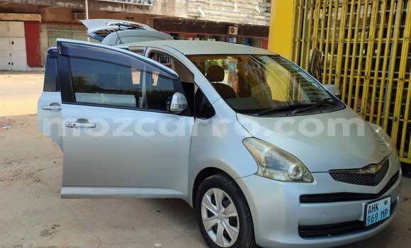 Comprar Usado Toyota Ractis Prata Carro em Maputo em Maputo Comprar Usado Toyota Ractis Prata Carro em Maputo em Maputo