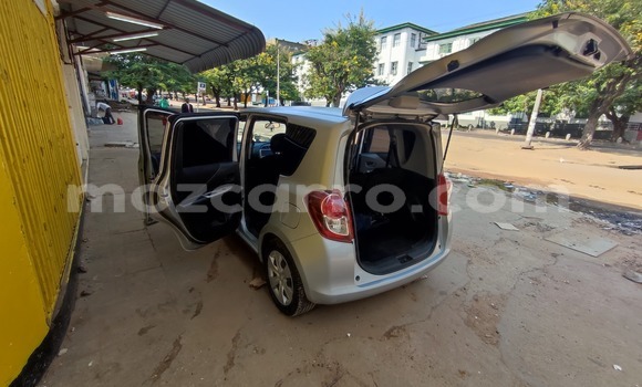 Comprar Usado Toyota Ractis Prata Carro em Maputo em Maputo Comprar Usado Toyota Ractis Prata Carro em Maputo em Maputo