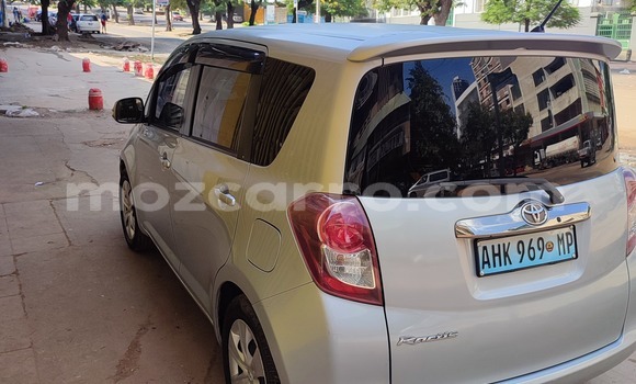 Comprar Usado Toyota Ractis Prata Carro em Maputo em Maputo Comprar Usado Toyota Ractis Prata Carro em Maputo em Maputo