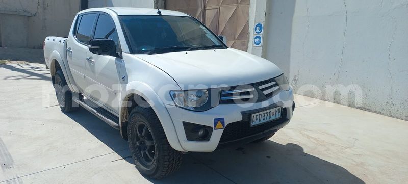 Big with watermark mitsubishi triton maputo maputo 21876