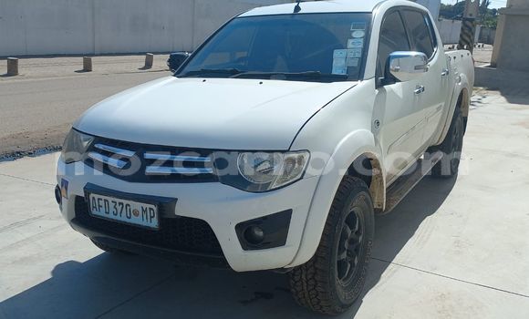 Nunua Ilio tumika Mitsubishi Triton Nyeupe Gari ndani ya Maputo nchini Maputo Nunua Ilio tumika Mitsubishi Triton Nyeupe Gari ndani ya Maputo nchini Maputo