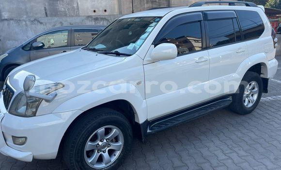 Buy Used Toyota Prado White Car in Maputo in Maputo Buy Used Toyota Prado White Car in Maputo in Maputo