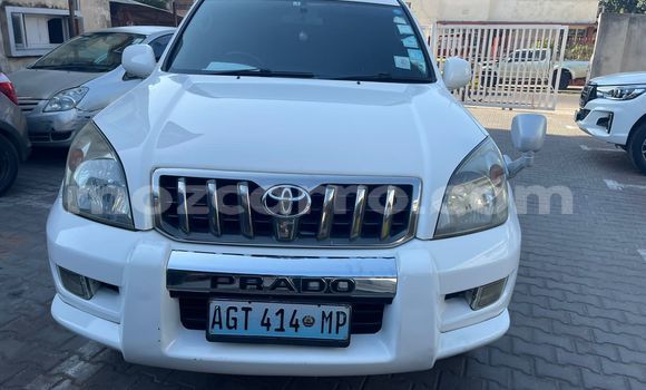 Buy Used Toyota Prado White Car in Maputo in Maputo Buy Used Toyota Prado White Car in Maputo in Maputo