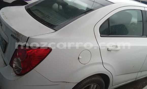 Comprar Usado Chevlolet Spin Branco Carro em Maputo em Maputo Comprar Usado Chevlolet Spin Branco Carro em Maputo em Maputo
