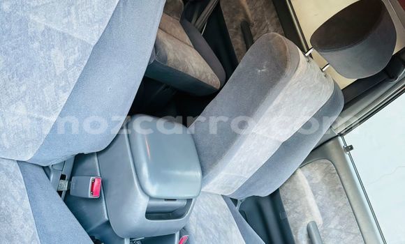 Comprar Usado Toyota Prado Branco Carro em Maputo em Maputo Comprar Usado Toyota Prado Branco Carro em Maputo em Maputo