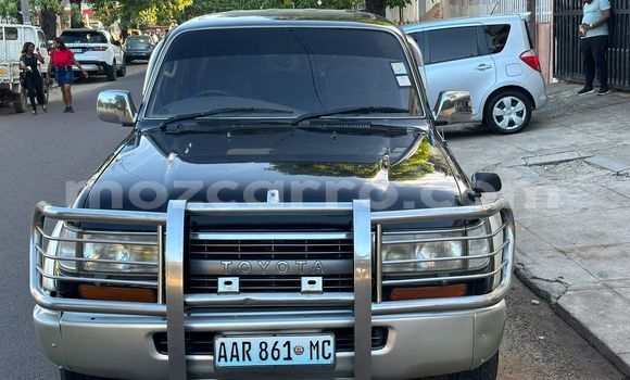 Comprar Usado Toyota Land Cruiser Prado Verde Carro em Maputo em Maputo