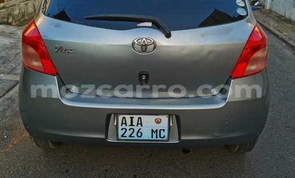 Comprar Usado Toyota Vitz Prata Carro em Maputo em Maputo Comprar Usado Toyota Vitz Prata Carro em Maputo em Maputo