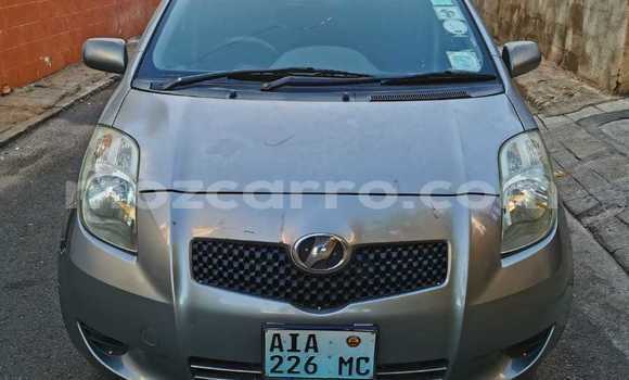 Comprar Usado Toyota Vitz Prata Carro em Maputo em Maputo Comprar Usado Toyota Vitz Prata Carro em Maputo em Maputo