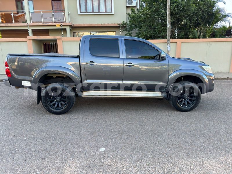 Big with watermark toyota hilux maputo maputo 21893