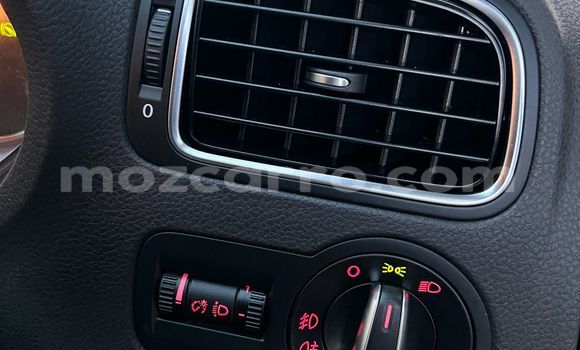 Nunua Ilio tumika Volkswagen Polo Fedha Gari ndani ya Maputo nchini Maputo Nunua Ilio tumika Volkswagen Polo Fedha Gari ndani ya Maputo nchini Maputo