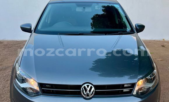 Nunua Ilio tumika Volkswagen Polo Fedha Gari ndani ya Maputo nchini Maputo Nunua Ilio tumika Volkswagen Polo Fedha Gari ndani ya Maputo nchini Maputo