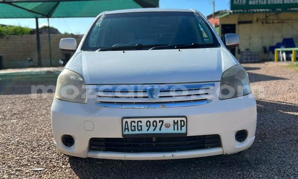 Buy Used Toyota Raum White Car in Maputo in Maputo