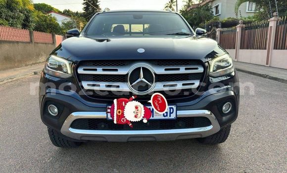 Comprar Usado Mercedes‒Benz X-klasse Concept Preto Carro em Beira em Sofala