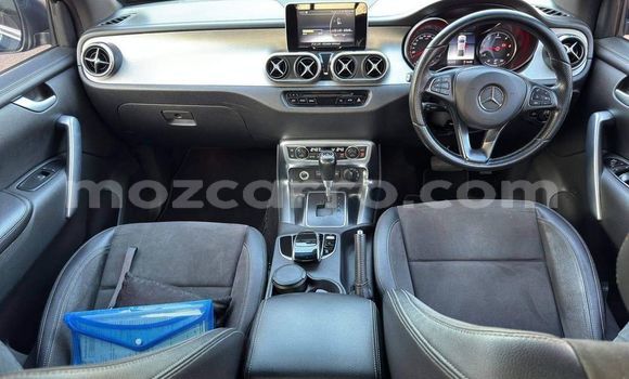 Buy Used Mercedes‒Benz X-klasse Concept Black Car in Beira in Sofala Buy Used Mercedes‒Benz X-klasse Concept Black Car in Beira in Sofala