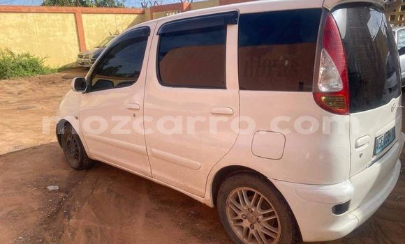 Buy Used Toyota FunCargo White Car in Nice view in Maputo Buy Used Toyota FunCargo White Car in Nice view in Maputo