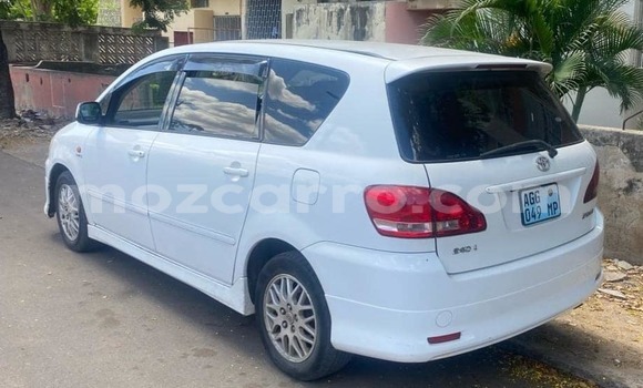 Buy Used Toyota Ipsum White Car in Beira in Sofala Buy Used Toyota Ipsum White Car in Beira in Sofala