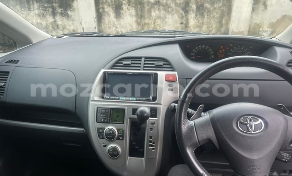 Buy Used Toyota Ractis Blue Car in Beira in Sofala Buy Used Toyota Ractis Blue Car in Beira in Sofala