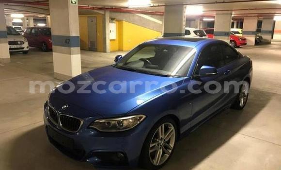 Comprar Usado BMW 2er Azul Carro em Lumbo em Nampula Comprar Usado BMW 2er Azul Carro em Lumbo em Nampula