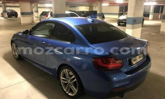 Comprar Usado BMW 2er Azul Carro em Lumbo em Nampula Comprar Usado BMW 2er Azul Carro em Lumbo em Nampula