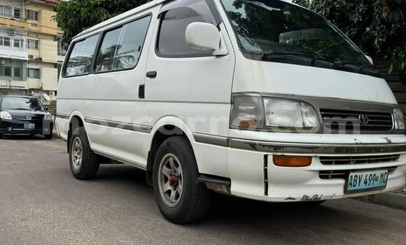 Buy Used Toyota Hiace Other Car in Beira in Sofala Buy Used Toyota Hiace Other Car in Beira in Sofala