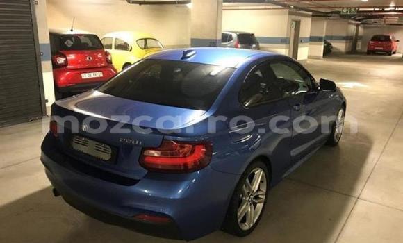 Comprar Usado BMW 2er Azul Carro em Lumbo em Nampula Comprar Usado BMW 2er Azul Carro em Lumbo em Nampula