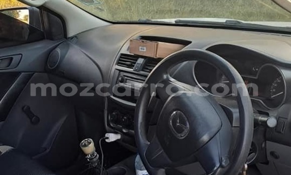 Buy Used Mazda BT-50 White Car in Nice view in Maputo Buy Used Mazda BT-50 White Car in Nice view in Maputo