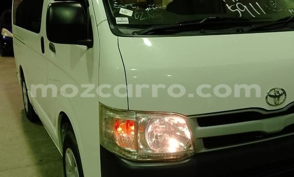 Buy Used Toyota Hiace White Car in Nice view in Maputo Buy Used Toyota Hiace White Car in Nice view in Maputo