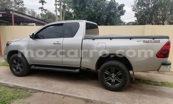 Nunua Ilio tumika Toyota Hiluxe Revo Brown Gari ndani ya Maputo nchini Maputo Nunua Ilio tumika Toyota Hiluxe Revo Brown Gari ndani ya Maputo nchini Maputo