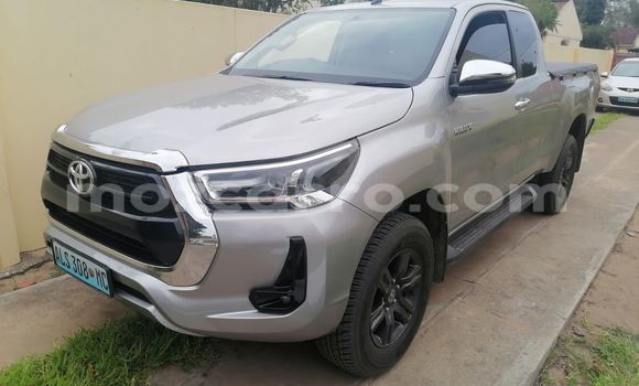 Nunua Ilio tumika Toyota Hiluxe Revo Brown Gari ndani ya Maputo nchini Maputo Nunua Ilio tumika Toyota Hiluxe Revo Brown Gari ndani ya Maputo nchini Maputo