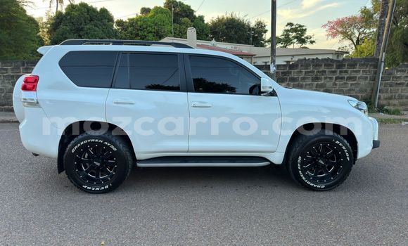 Buy Used Toyota Land Cruiser Prado White Car in Maputo in Maputo Buy Used Toyota Land Cruiser Prado White Car in Maputo in Maputo