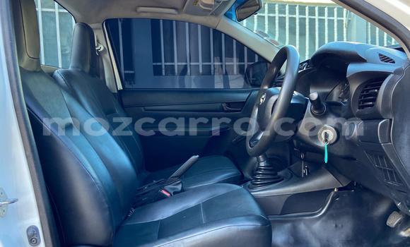 Nunua Ilio tumika Toyota Hiluxe Revo Nyeupe Gari ndani ya Maputo nchini Maputo Nunua Ilio tumika Toyota Hiluxe Revo Nyeupe Gari ndani ya Maputo nchini Maputo