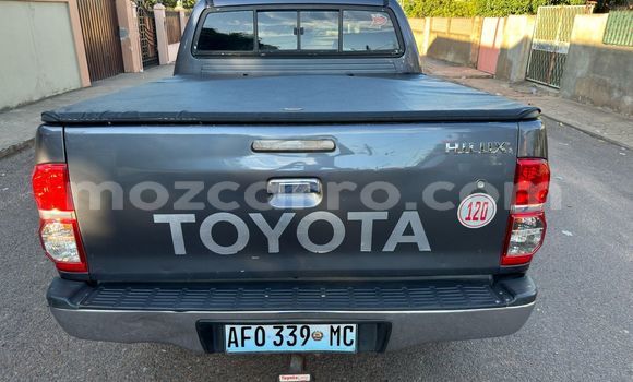 Comprar Usado Toyota Hilux Prata Carro em Maputo em Maputo Comprar Usado Toyota Hilux Prata Carro em Maputo em Maputo