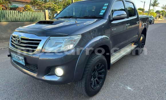 Comprar Usado Toyota Hilux Prata Carro em Maputo em Maputo Comprar Usado Toyota Hilux Prata Carro em Maputo em Maputo