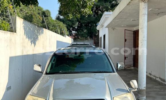 Nunua Ilio tumika Toyota Surf Fedha Gari ndani ya Maputo nchini Maputo Nunua Ilio tumika Toyota Surf Fedha Gari ndani ya Maputo nchini Maputo