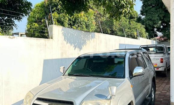 Nunua Ilio tumika Toyota Surf Fedha Gari ndani ya Maputo nchini Maputo Nunua Ilio tumika Toyota Surf Fedha Gari ndani ya Maputo nchini Maputo